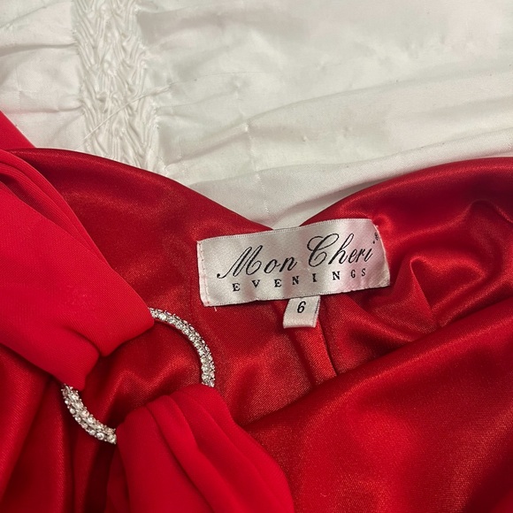Mon Cheri | Red Gown - Picture 9 of 9